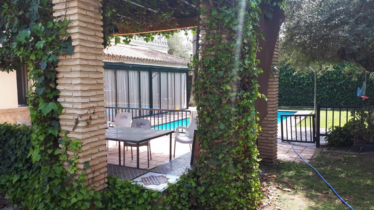 Casa Villa Ladi Umbrete ภายนอก รูปภาพ