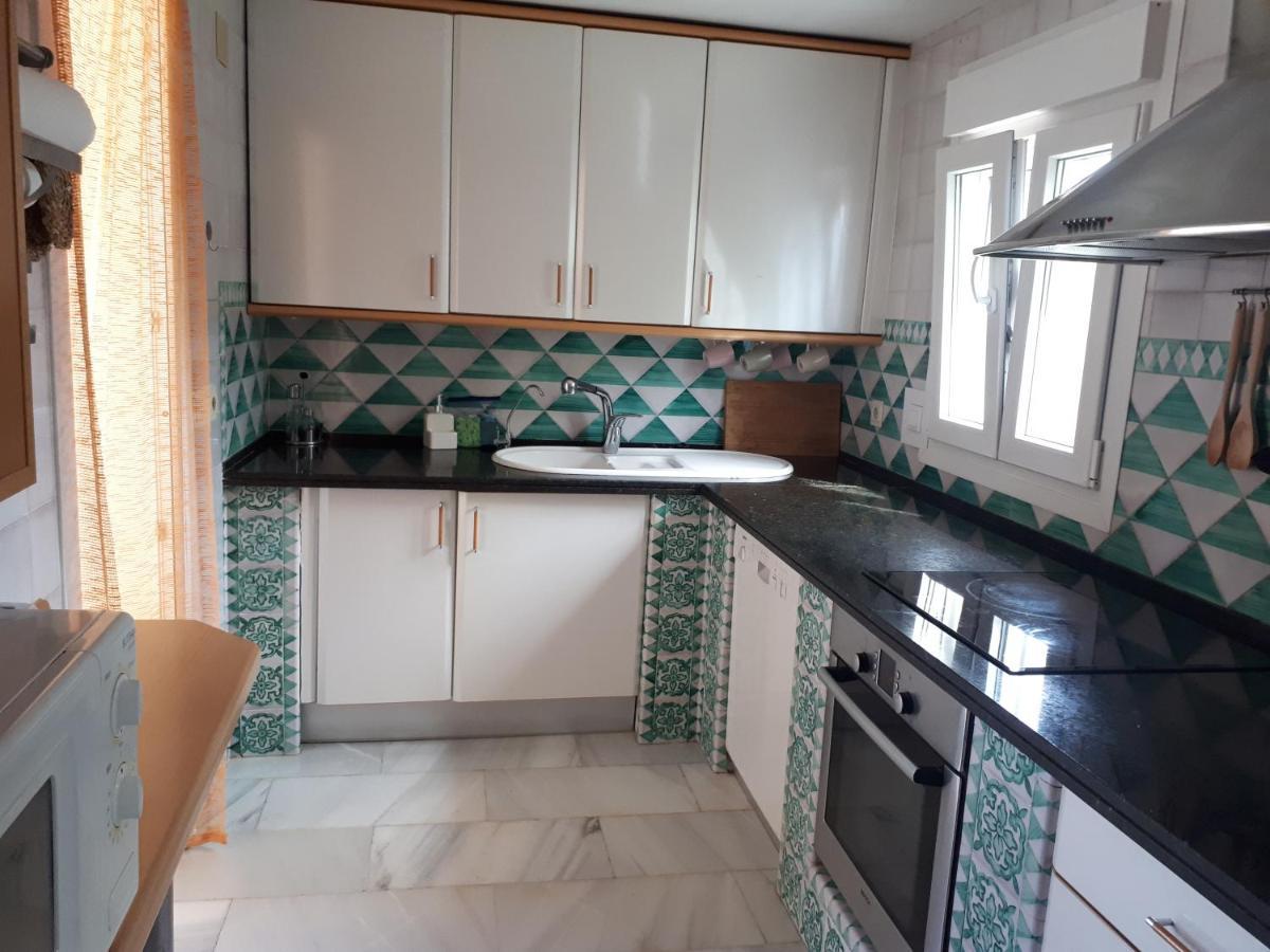 Casa Villa Ladi Umbrete ภายนอก รูปภาพ