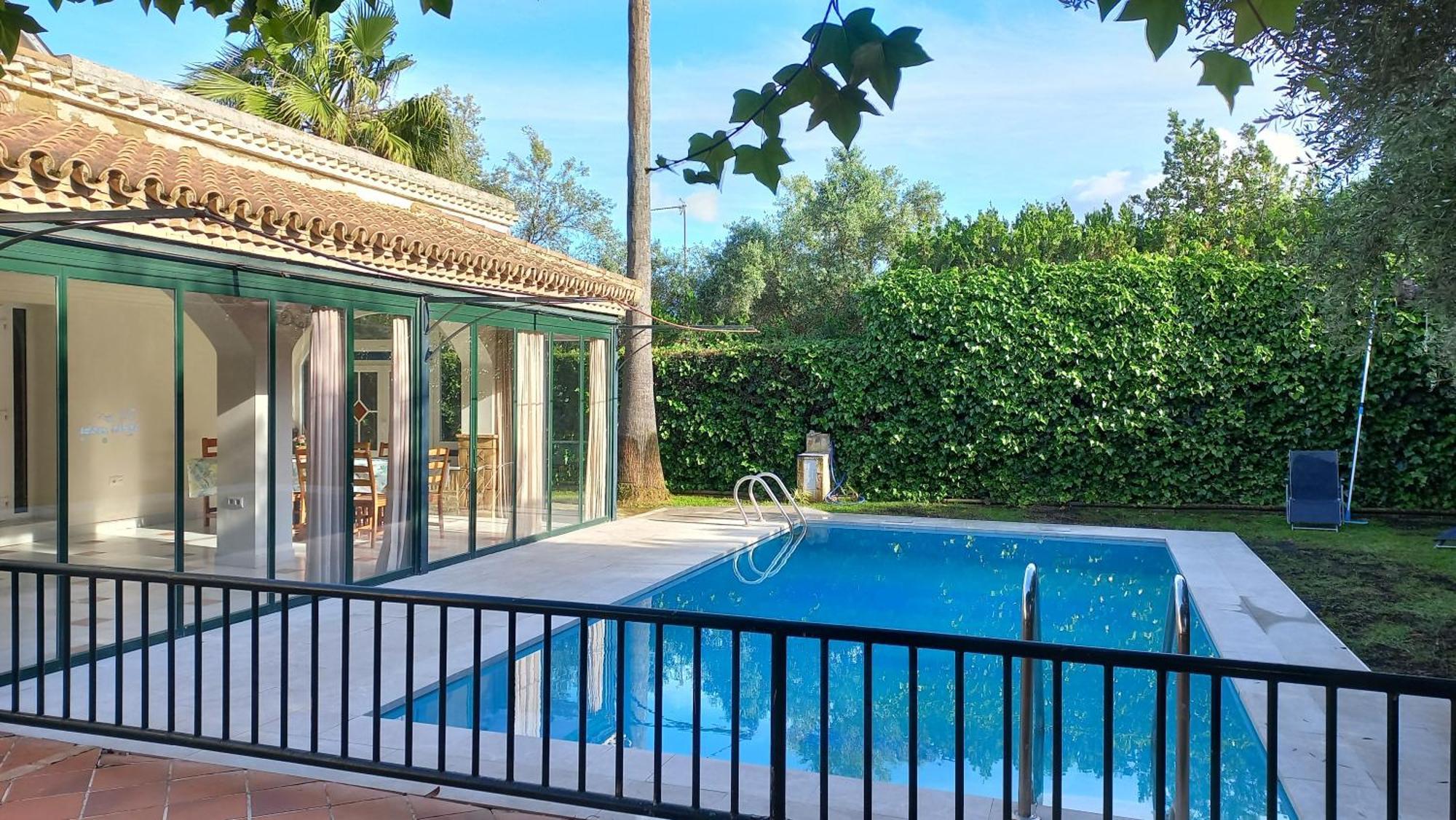 Casa Villa Ladi Umbrete ภายนอก รูปภาพ